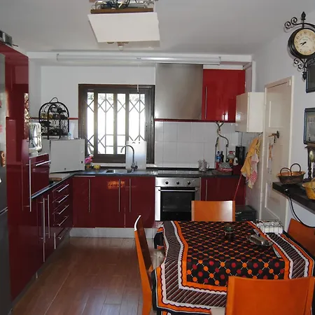 Villa With 2 Bedrooms In Alcabideche, With Private Pool, Enclosed Gard Cascais
